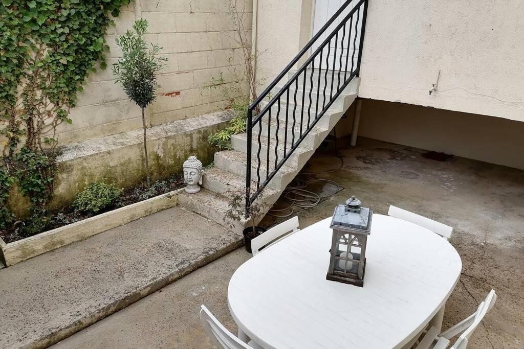 Les Etapes Chartraines Parking Wifi Jaccuzi Lägenhet Chartres Exteriör bild